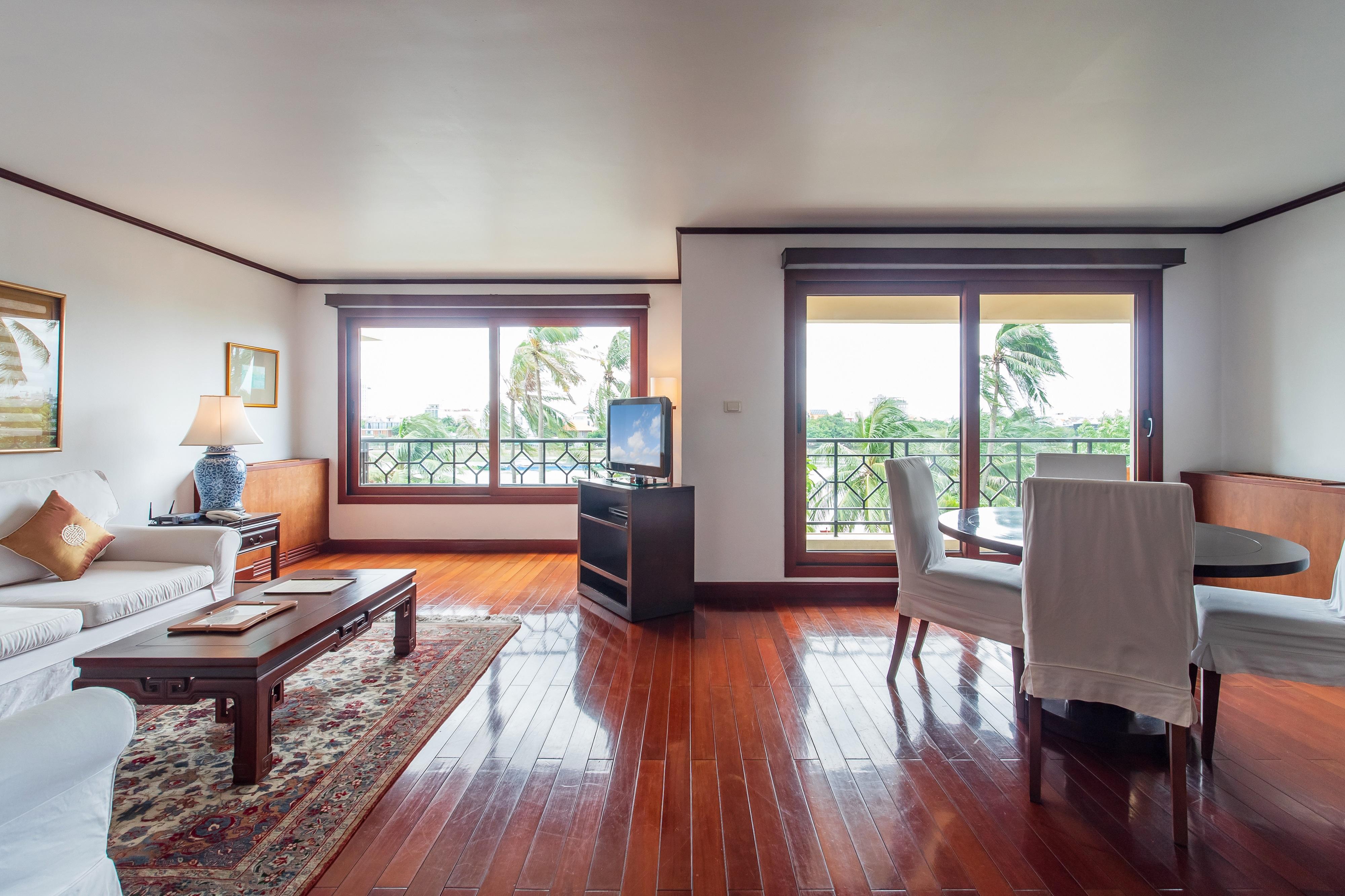 Saigon Domaine Luxury Residences Хошимин Экстерьер фото